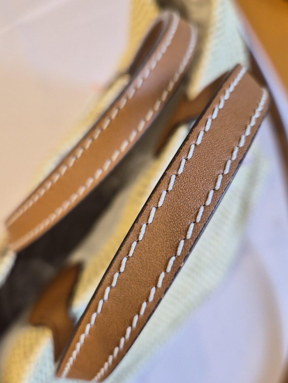 Authentic Gucci Horsebit 1955 bag featuring beige and brown oversized GG canvas - Picture 14 of 14